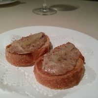 ラシェット・ブランシュ - 豚肉のリエット　リンゴのピューレ
