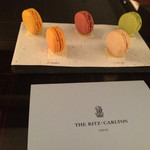 ザ・リッツ・カールトン東京 - サービスのマカロン