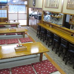 豊松 - 座敷メインの店内