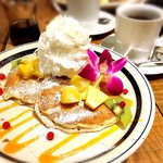 クローバー珈琲焙煎所 - パンケーキセット1080円(15時まで)