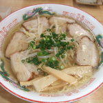 中華そば波 - チャーシュー麺です。２０１１年２月訪問。