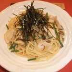 パスタの店　山猫軒 - 2011年2月限定メニューの蒸し鶏の生姜醤油パスタです。