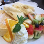 カフェ プティパ - ふわふわフルールパンケーキ