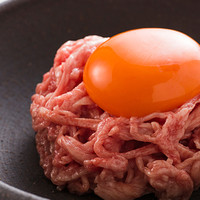 極上赤身肉のたたきユッケ