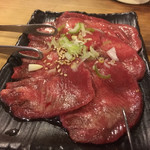 ホルモン焼肉 肉の大山 - 