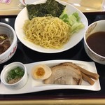 松山国際ゴルフ倶楽部 - 