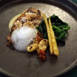 アマルフィ - アマダイ　味噌とイカの肝を表面に塗り　丁寧にソテーしました。スダチの泡添え