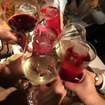 イレテテュヌフワ - 皆で乾杯