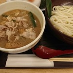 結玉 - 豚とねぎと油揚げのつけうどん(750円＋税)、おにぎり明太子(180円＋税)