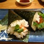 魚の - 手巻き寿司 海老サラダ(150円) いくら(200円)