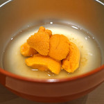 三谷 - 北海道余市の馬糞雲丹　昆布のしゃぶしゃぶで　