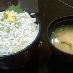 魚力 - 17.06.17昼　釜揚げしらす丼大盛