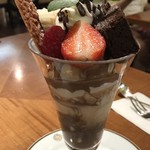 資生堂パーラー - スペシャルチョコレートパフェ