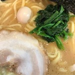 池袋商店 - ラーメン(並)。
      旨し。