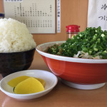 支那そば　たかはし - 支那そば肉入 小 650円 ご飯 小 100円