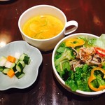 アユンテラス - スープ＆インドネシア風ピクルス付！