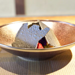 Cucina Italiana 東洞 - ラベンダーとパッションフルーツのジェラート