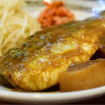 大虎 - さば赤味噌煮定食＠税込800円：カメラやや寄り
