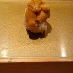 まんてん鮨 丸の内 - ムラサキウニ
