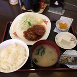 めしや 55 - ★煮込みハンバーグ定食（580円）★