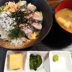 児島屋 - 炙り〆さば丼