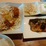 赤坂ダイニング ままや - よくばりランチ。和かつと鯖塩