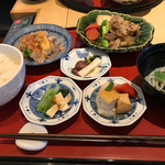 豆富料理と吟醸せいろ蒸し 八かく庵 - 