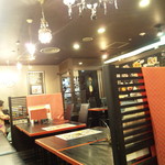 甲殻類倶楽部 - テーブル席