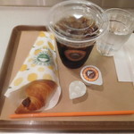 サンマルクカフェ - レモンチーズチョコクロとアイスコーヒー