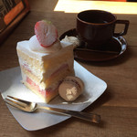 サクラヤマパーラー - ⚫︎苺のショートケーキ ¥450
⚫︎2016年ホンジュラスCOE1位 エル・プンテ ¥850