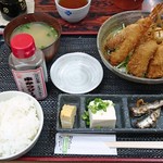 Ichibashokudou - もっこす亭の串カツ定食680円
