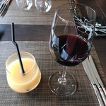 エリタージュ - 赤ワインと洋ナシのジュース