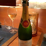 IL TEATRINO DA SALONE - シャンパンで乾杯〜♪