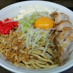 ラーメン二郎 - 大豚　紅・野菜少な目　粉チーズ