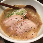 よってこや - 京都鶏ガラとんこつ醤油ラーメン 屋台味(750円)