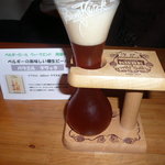 ベースキャンプ - 赤坂で飲んだPauwel Kwakは生樽！！