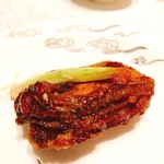 Dynasty Restaurant - 香港家庭料理「薑葱桶蠔煲」に台湾の三杯雞の味付けを応用した三杯酒桶蠔。この手があったか！ 因みに桶蠔は「剥き牡蠣」の意味。