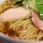 らぁ麺 飛鶏 - 鶏そば（大盛）