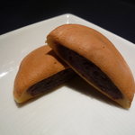 阿闍梨餅本舗 京菓子司 満月 - ☆小豆の味わいともっちりさがGood!!(*^。^*)☆