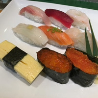 寿司和食しかま - ランチ握り 864円
