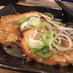 麺酒場ひかる - チャーシュー