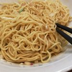 煮干し豚骨らーめん専門店 六郷 - 気がつくと混ぜていた。カップ焼きそばのようにw