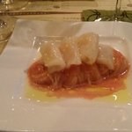 らんぷ亭 - トマトの冷製カッペリーニ、ホタテを乗せて。カノビアーノ直伝