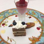 Grand rocher - デザートが、またまた素敵過ぎですねー(*'▽'*)