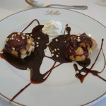 San Marco - シュークリームのチョコレートソース