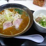 彩色ラーメンきんせい - カレー仕立ての味噌らーめん（〆ご飯付き）