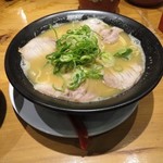 「定番」の鶏白湯スープ