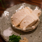 神田新八 - 宮城屋の無添加冷奴