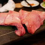 SATOブリアン - タン