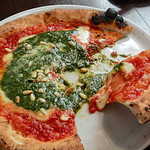 アクア チプレッソ - バジルソースもチーズもたっぷり